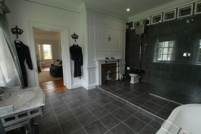 Bathroom 3, Prince Hill House, Wiltshire