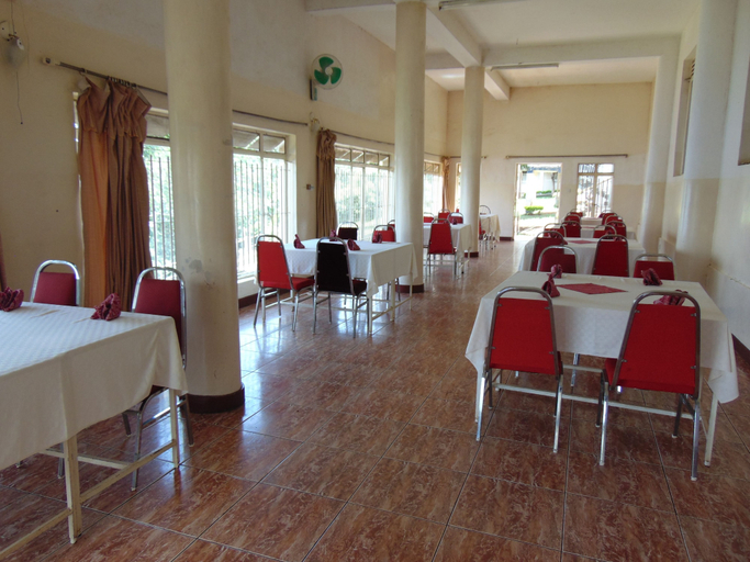 Food & Drinks 4, Brisk Hotel Triangle, Jinja