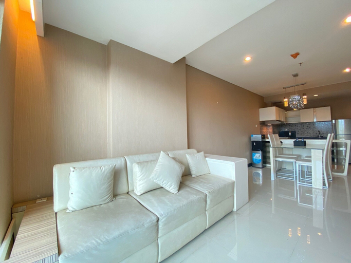 Exterior & Views 2, Deluxe & Well Appointed 2BR at El Royale Apartment By Travelio, Bandung