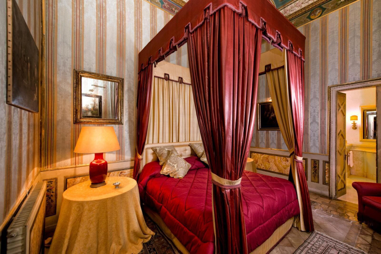 Bedroom 3, Residenza Ruspoli Bonaparte, Rome