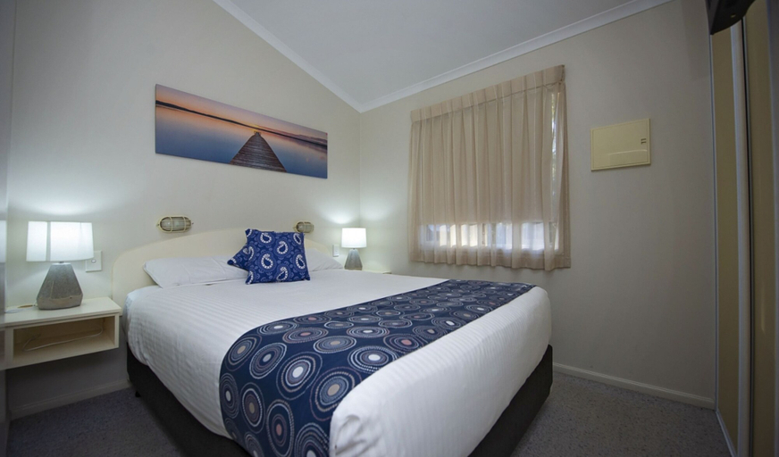 Bedroom 3, Discovery Parks - Woodman Point, Cockburn