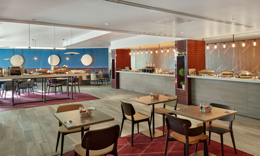 Food & Drinks 5, Hyatt Place London Heathrow Airport, London