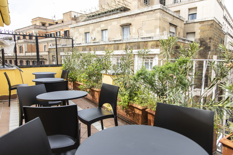 Food & Drinks 5, Hotel 53 Cinquantatre, Roma