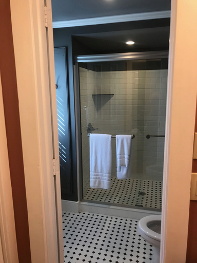 Bathroom 4, Stottsville Inn, Chester