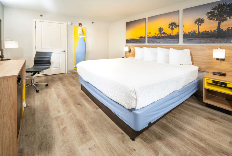 Bedroom 3, Days Inn by Wyndham Atlanta Stone Mountain, Gwinnett