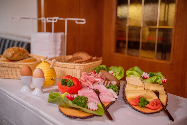 Food & Drinks 5, Bauernhof Pension Wiebelhaus Mester, Olpe