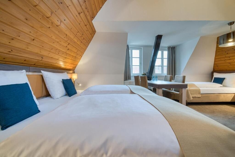 Bedroom 3, Hotel Am Fischmarkt, Stade