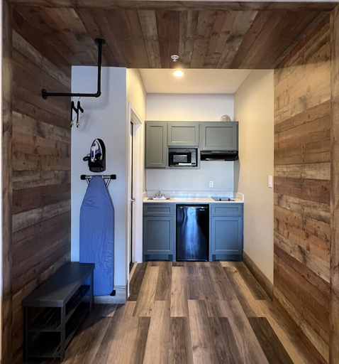 Others 5, The Residency Suites, Fort Bend