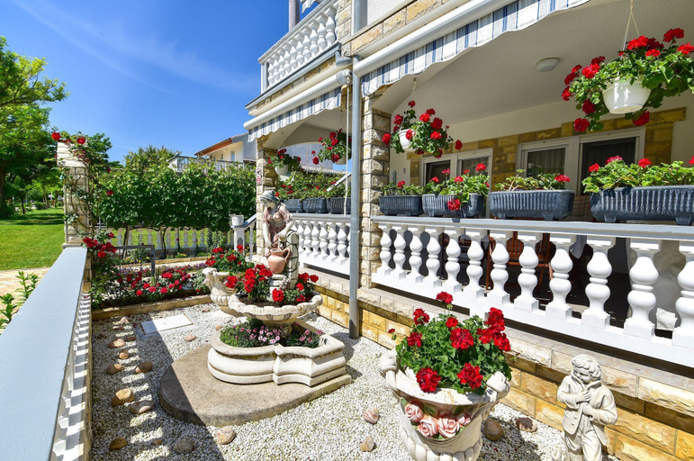 Exterior & Views 2, Apartments Rote Rosen, Privlaka