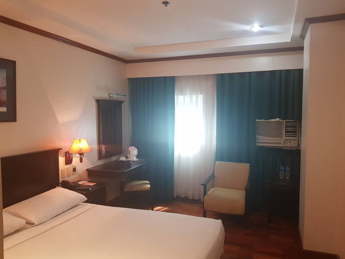 Bedroom 27