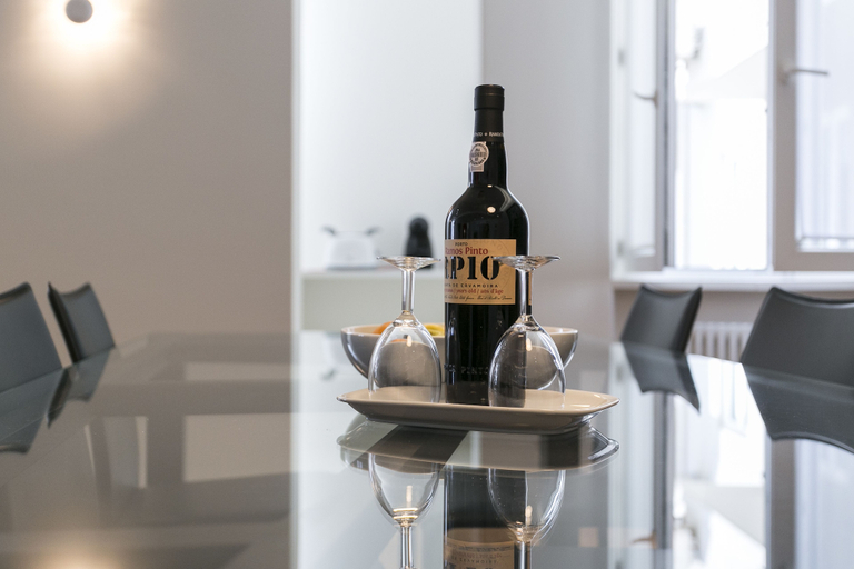 Food & Drinks, Koru Central Downtown Design Apartment, Porto