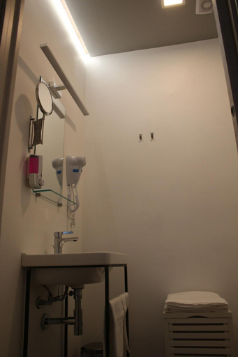 Bathroom 4, B&B Lasso, Cosenza