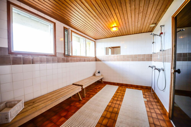 Bathroom 5, Hotel Sea Front, Uusimaa