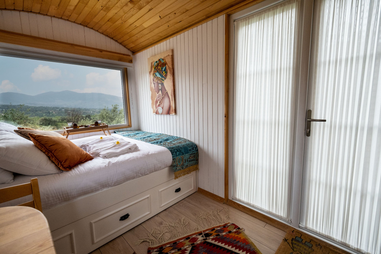 Bedroom 3, Hayal Tadında, Ödemiş