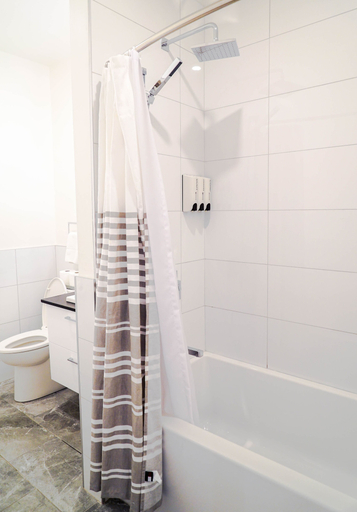Bathroom 4, Hotel & Spa Carré Saint-Louis, Montréal
