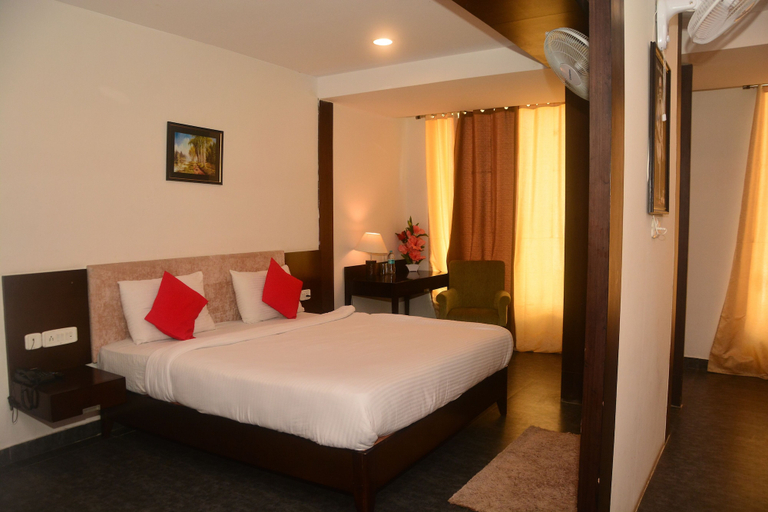 Bedroom 1, Hotel Shubh Sai, Ahmadnagar