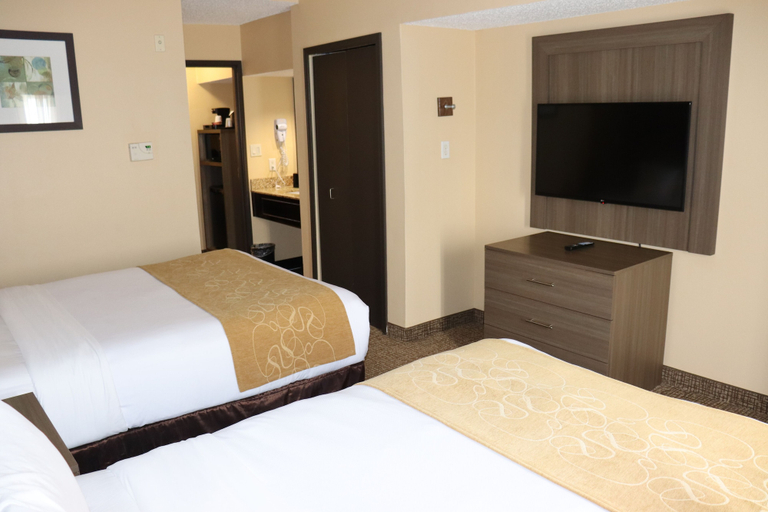 Bedroom 3, Comfort Suites DFW Airport, Irving