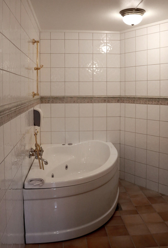 Bathroom 4, Sanner Hotell, Gran
