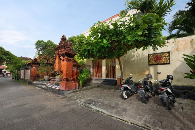 Exterior & Views 2, Graha Wedha Kuta, Badung