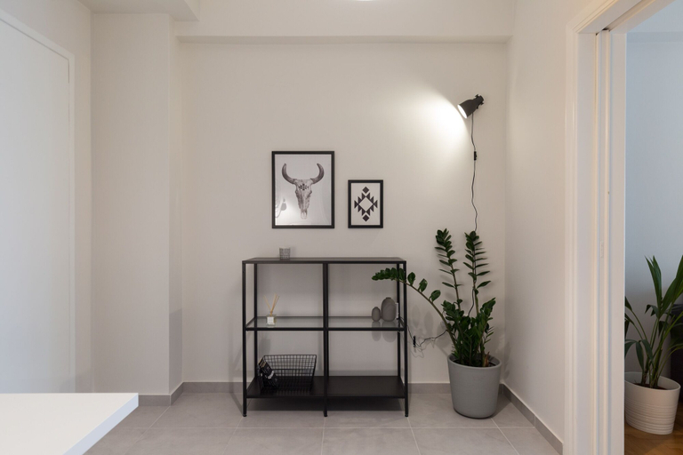 Others 5, UPSTREET Modern Flat next to the USA Embassy, Attica