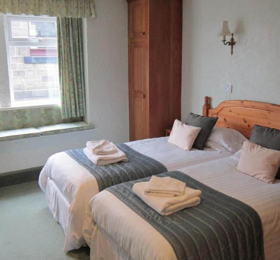Bedroom 2, The Old White Lion Hotel, Bradford