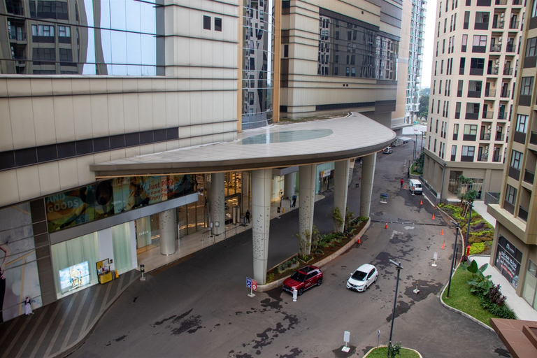 Exterior & Views 3, Spacious and Nice 3BR at Transpark Cibubur Apartment By Travelio, Depok