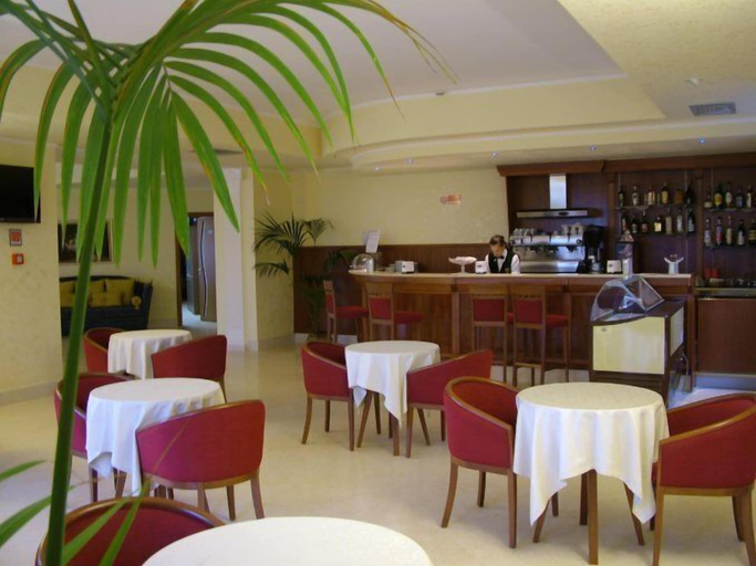 Food & Drinks 5, Royals Gate Hotel, Foggia
