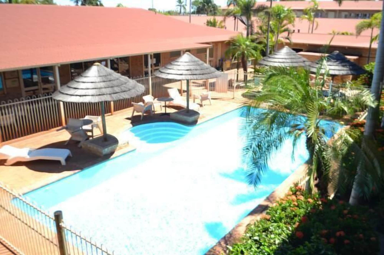 Sport & Beauty 5, The Lodge Motel, Port Hedland