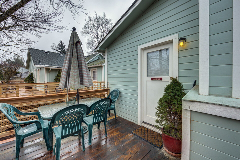 Others 5, Carlisle Garden Suites, Jackson