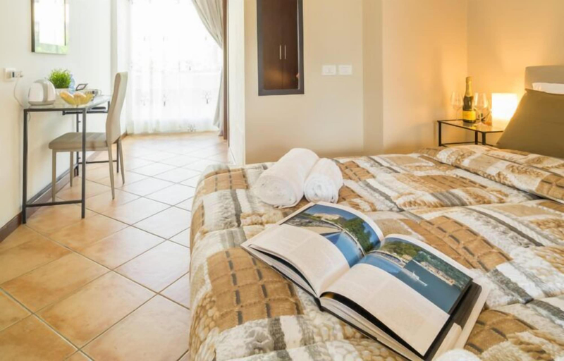 Bedroom 4, Bluelake Inn - Ostello, Lecco