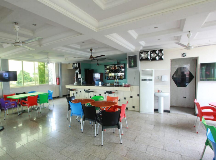 Food & Drinks 5, Esado Conference Centre and Suites, Kosofe
