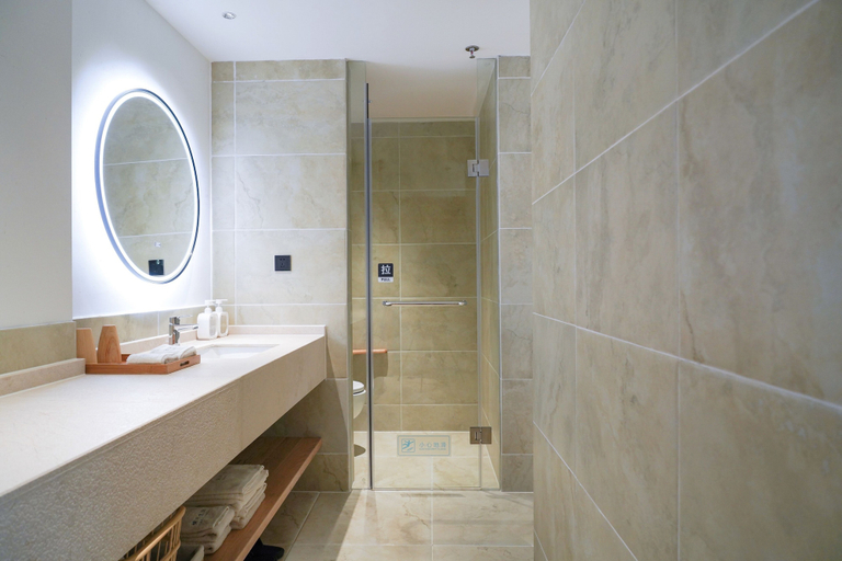 Bathroom 3, Yangshuo Enjoy Field Resort, Guilin
