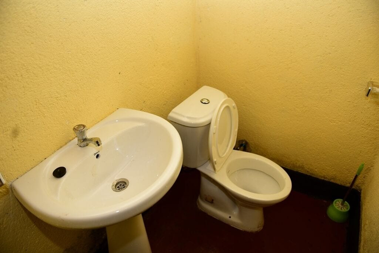 Bathroom, Nyungwe Eco Village, Nyamasheke