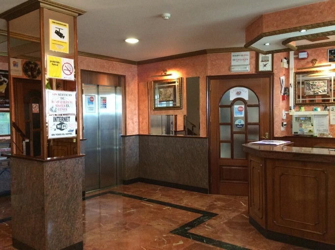 Others 4, Hotel Internacional, Pontevedra