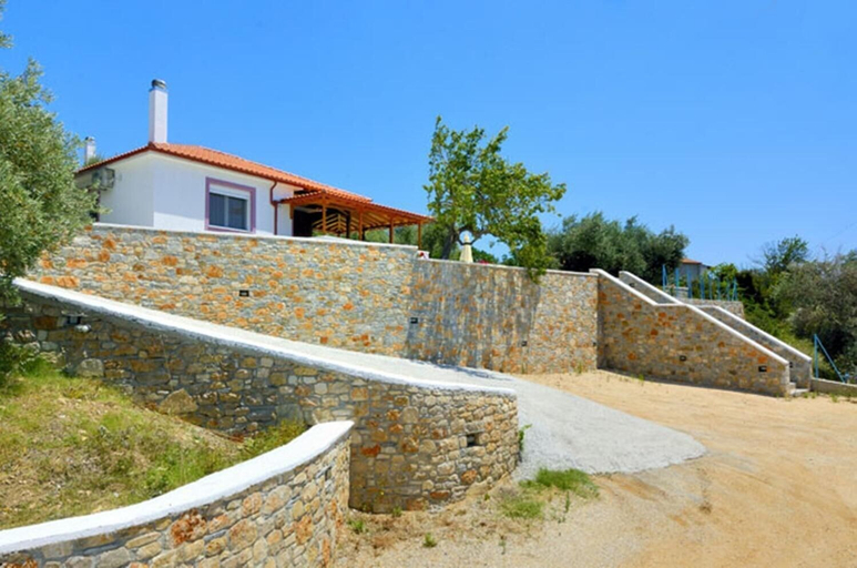 Others 4, Myrtilos Cottage, Thessaly