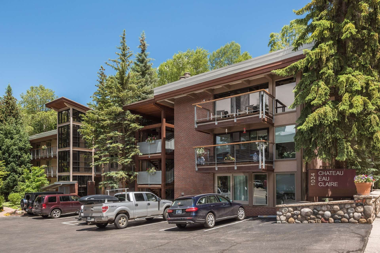 Exterior & Views 2, Chateau Eau Claire by iTrip Vacations Aspen Snowmass, Pitkin