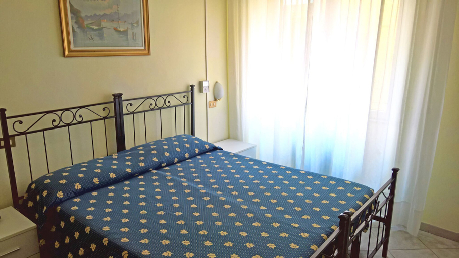 Bedroom 3, Albergo Golfo, Grosseto