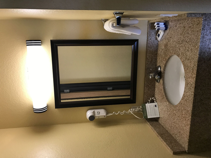 Bathroom 4, AmericInn by Wyndham West Bend, Washington