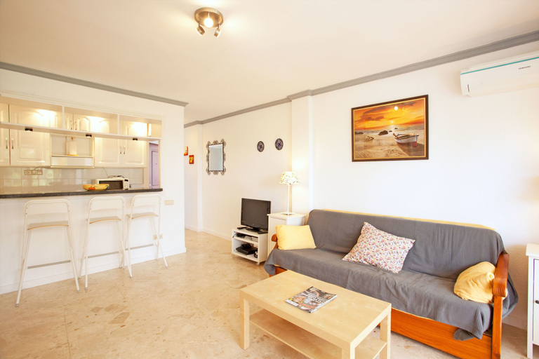 Others 4, Coronado U 25, Málaga