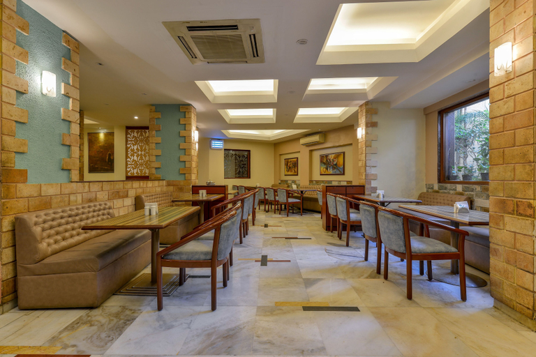 Food & Drinks 4, Hotel Ajanta Juhu near Juhu Beach, Mumbai Suburban