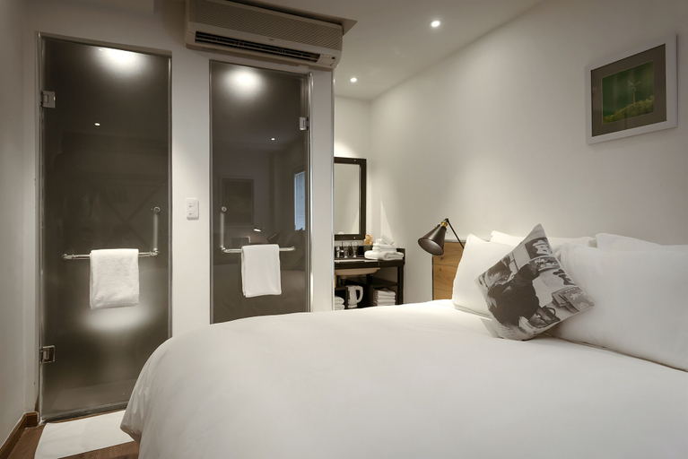 Bedroom 5, C Central Hotel, District 1
