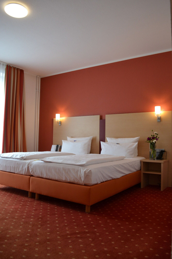 Bedroom 2, Altstadthotel Arte, Fulda