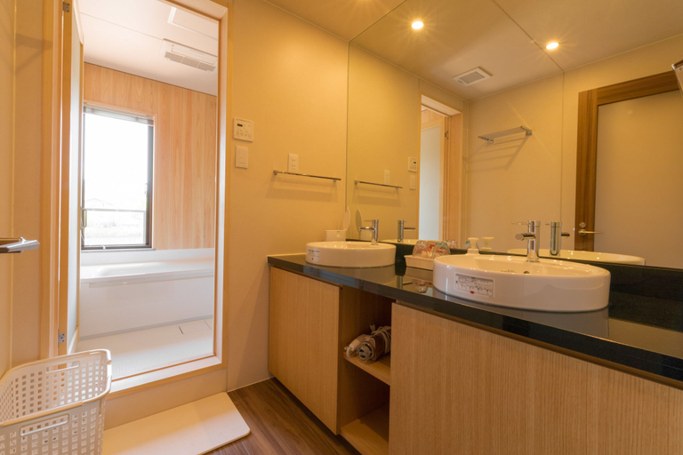Bathroom 3, KumoMachiya Suieikaku, Kyoto