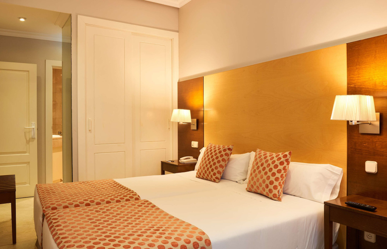 Bedroom 2, Barrio de Salamanca Suites, Madrid
