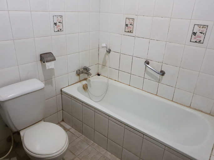 Bathroom 5, Hotel Dequr Bandung, Bandung