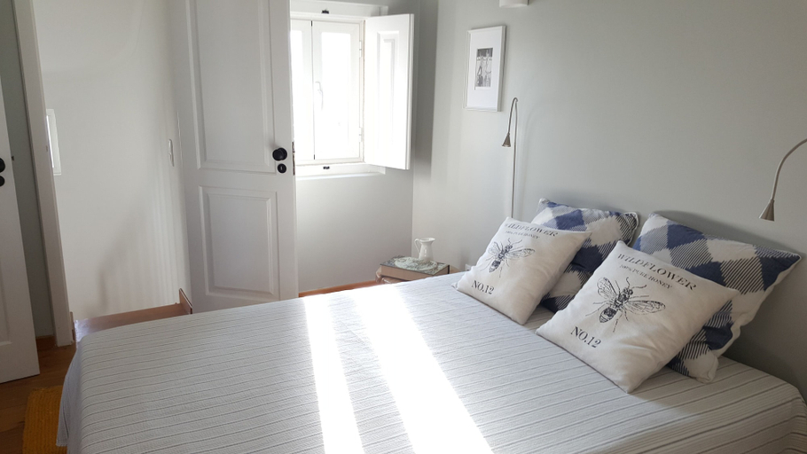 Bedroom 2, Castelinho da Azoia Apartment, Sintra