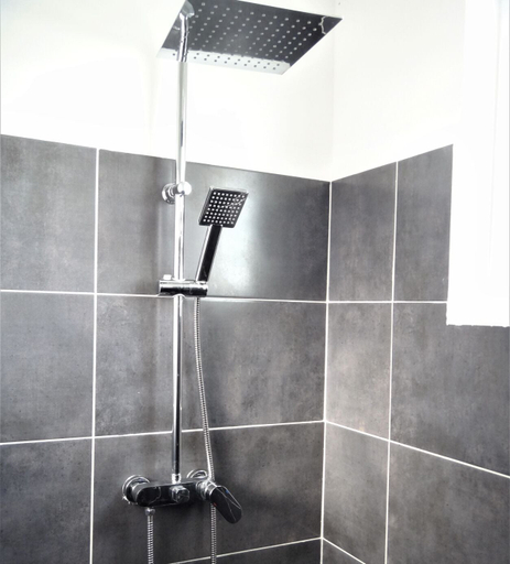 Bathroom 3, Gîte Cannelle, Saint-François