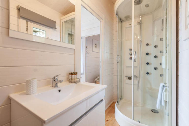 Bathroom, Cerquido Village, Ponte de Lima