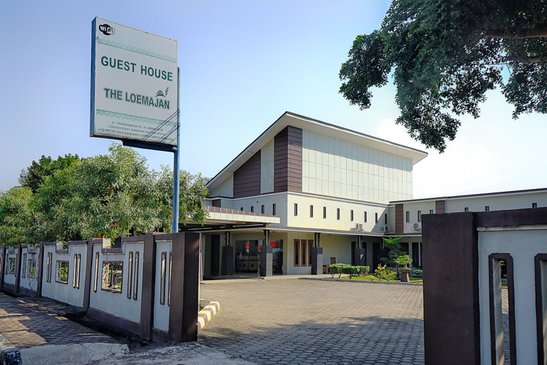 Exterior & Views 2, OYO 1283 Guest House Loemajan, Jambi