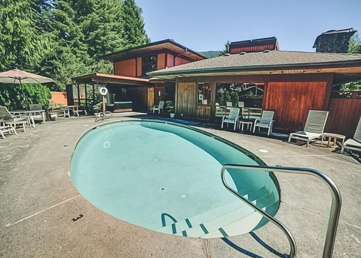 Sport & Beauty, Salmon River Condo #5, Clackamas